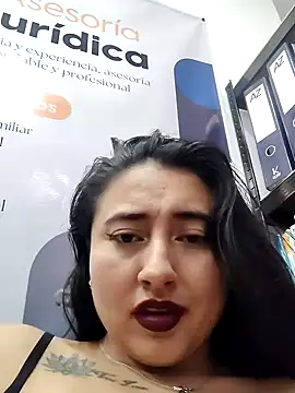 XXX chat uživo modela _Sarah-Office1