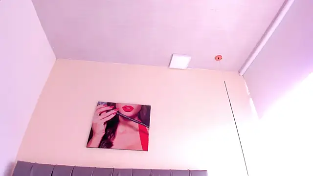 iisabella_noa Adlı Modelin Canlı XXX Sohbeti