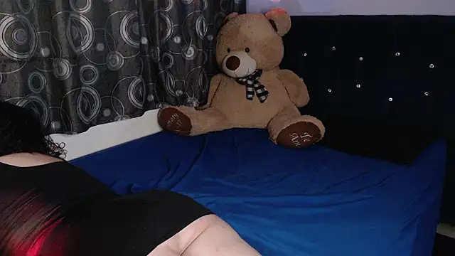 ANGELIQUE_KLANE Adlı Modelin Canlı XXX Sohbeti