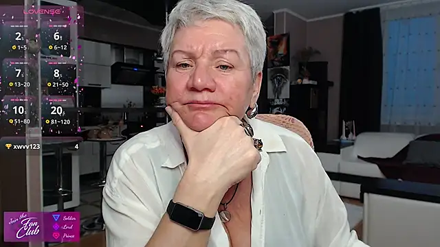 roxana_brooks Adlı Modelin Canlı XXX Sohbeti