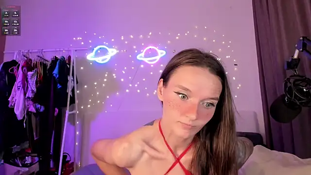 دردشة HottieEVER الجنسية المباشرة