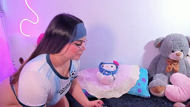 CassieBigass_: онлайн-секс-чат