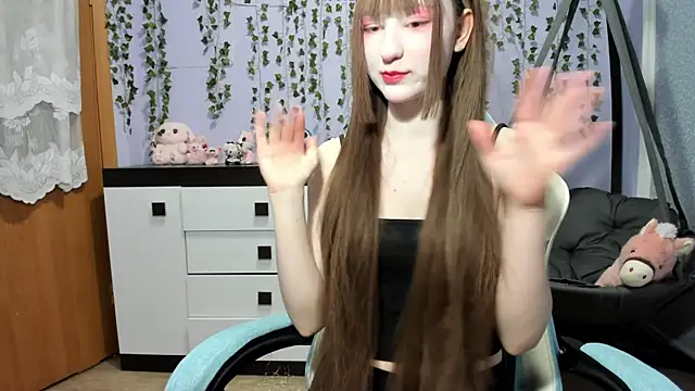 Yoonhee_kin Live XXX chat