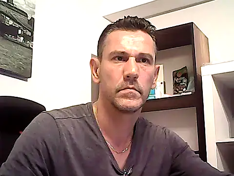 mastercharisma35 Adlı Modelin Web Kamerası Şovu