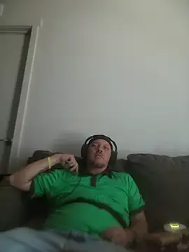 yourMasterisBoredのウェブカメラショー