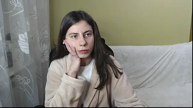 Effy__Stoner Chat XXX in diretta