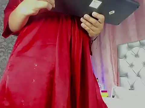 zoe_tamara 即時 XXX 聊天