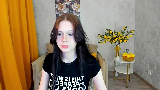 VioletHarme – Naživo XXX chat