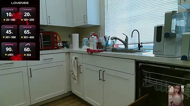 Živý XXX chat Blondiewithanass