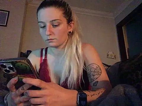 Chatroom XXX en direct de xxamyleighxx