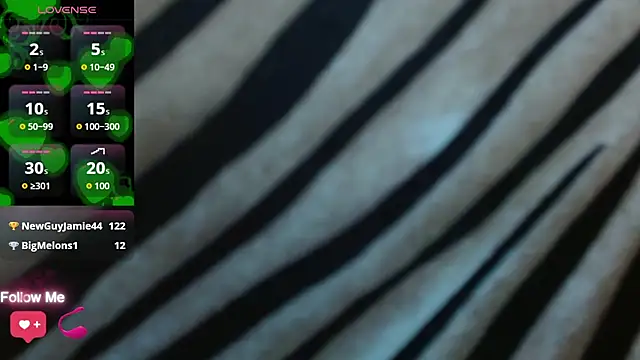 XXX chat uživo modela EMILY-NESSA