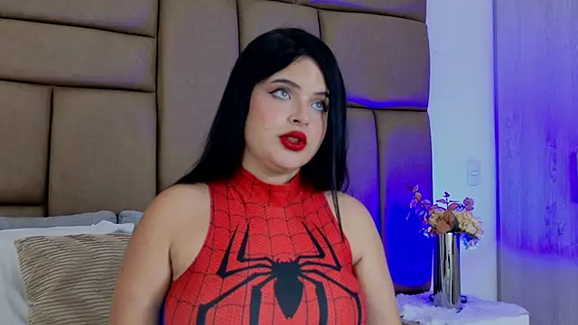 Czat XXX na żywo – Elodie_Laurent