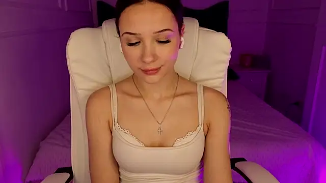 Show Webcam de baby_brunettee_