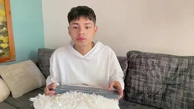 Andy_Belier23 Webcamshow