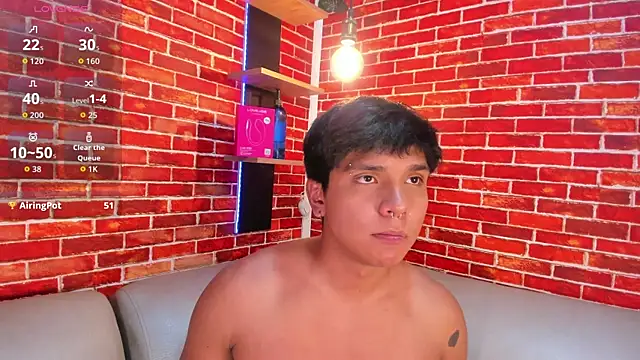 Thiago_Kozak Webcamshow