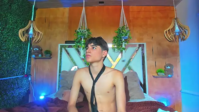 Max_gold élő XXX-chatje