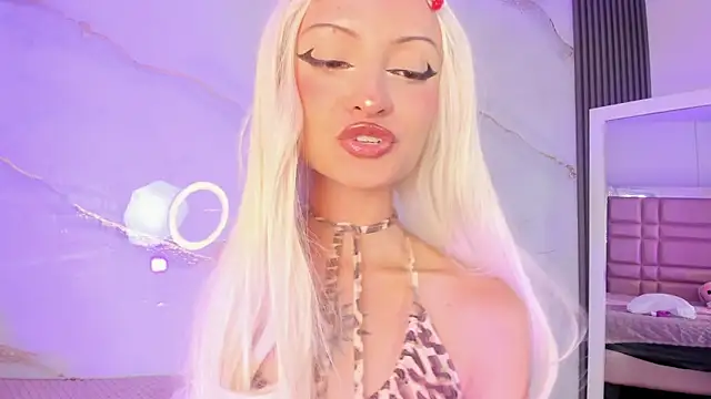 MaddieStark's Live XXX Chat