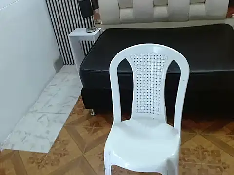 Czat XXX na żywo – Alex_Wolft