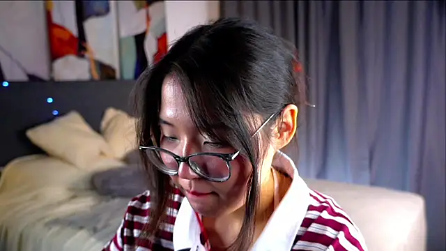 Chat +18 de NelleMihalko ao vivo