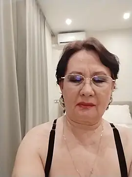 SalientClean 라이브 XXX 채팅