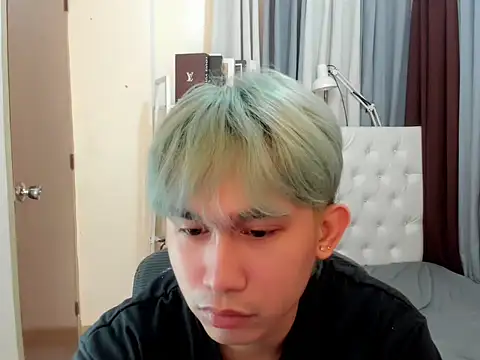 Chatroom XXX en direct de davincihugecock