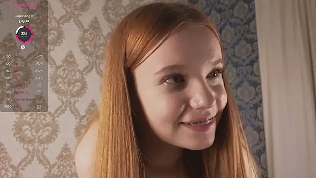 Chat +18 de foxy_bloomm ao vivo