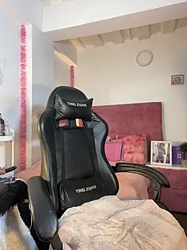 karinacortes 라이브 XXX 채팅