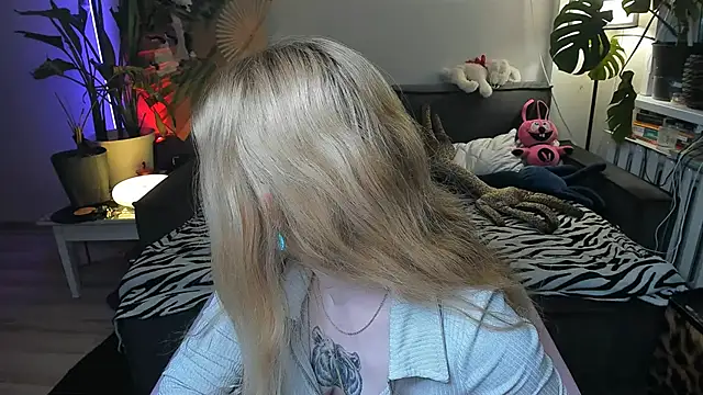 Chat +18 de Alexa_Pirs ao vivo