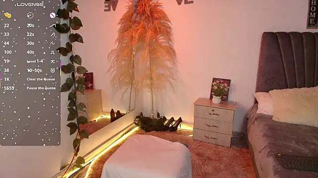 miaoconell Adlı Modelin Canlı XXX Sohbeti