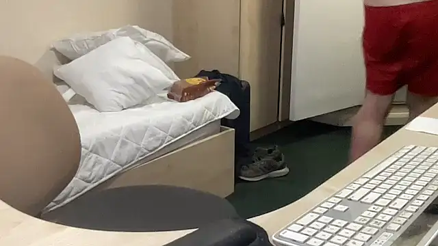 coach-karl: онлайн-секс-чат