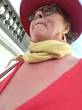 Chat XXX en directo de Hot-Muci