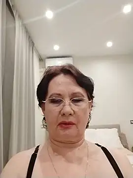 SalientClean: απευθείας συνομιλία ΧΧΧ