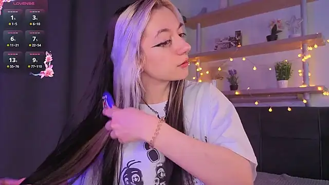 TristaRoht's Live XXX Chat