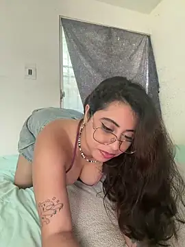 LaHijaDelPecado Adlı Modelin Canlı XXX Sohbeti