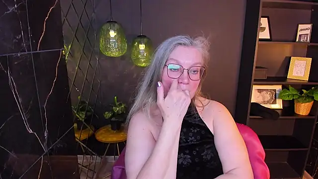 NataliMellow live XXX chat