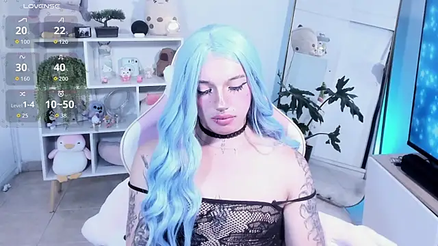 KloeKing__n Webbikameraesitys