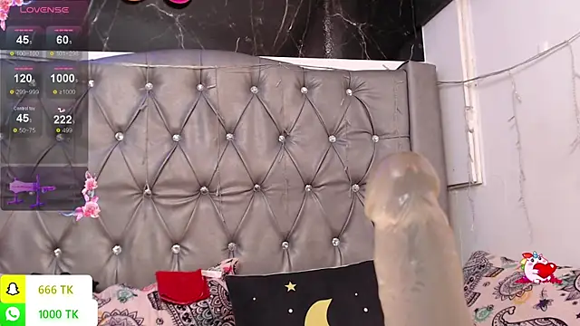 دردشة LAILAGUMMY الجنسية المباشرة