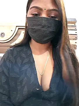 Cute-Ananyaa élő XXX-chatje