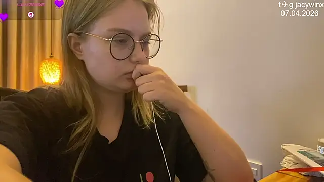 JacyWinslat Obrolan Langsung XXX