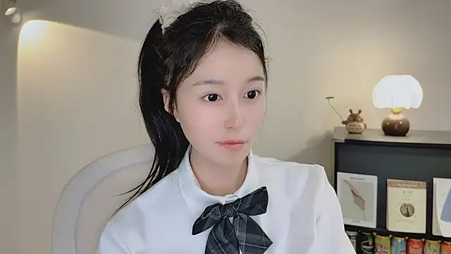 Chat XXX en directo de Onechestnut