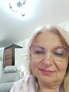 Chatroom XXX en direct de AvrilMillers