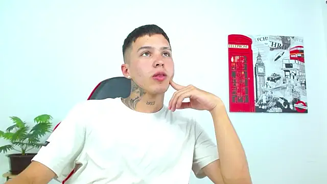 Show de webcam de Cumandres18