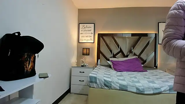 cellestehot Adlı Modelin Canlı XXX Sohbeti