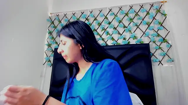 EmmaWilliamss Live XXX-Chat