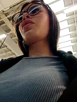 _Isabella-7 Chat XXX in diretta