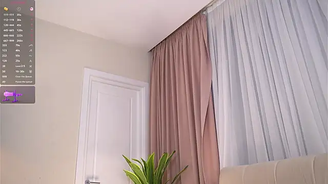 MiaBanger Adlı Modelin Web Kamerası Şovu