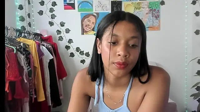 ElectraaJoness Chat XXX in diretta