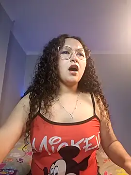 littlelion18 élő XXX-chatje