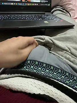 Chat XXX Live Emirr10