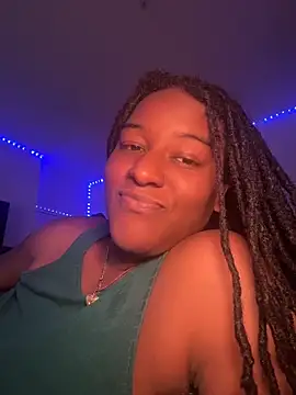 CoCoGoddess_ Show in webcam